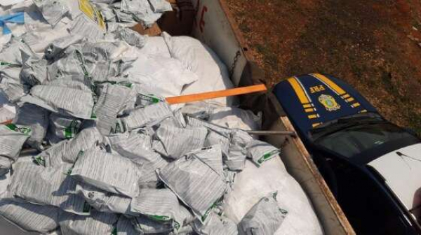PRFs apreendem duas toneladas de agrotóxicos contrabandeados