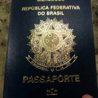 PF informa que suspenderá confecção de passaportes por falta de verba