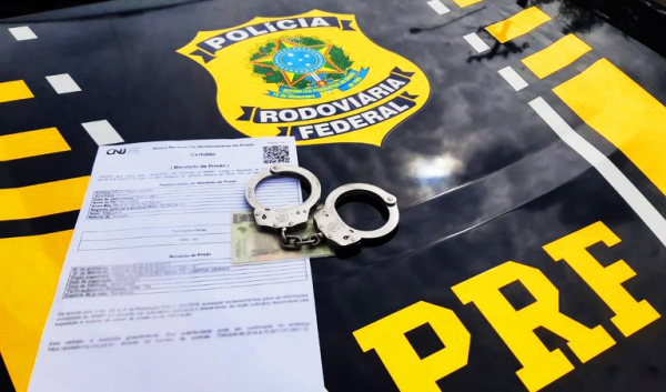 PRF prende homem condenado por integrar organização criminosa