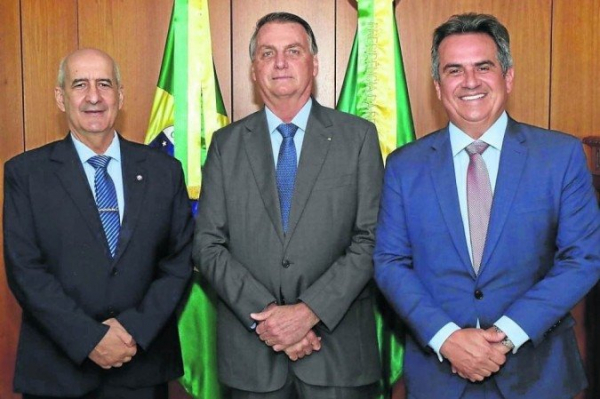 Bolsonaro recria Ministério do Trabalho para Onyx e nomeia Ciro na Casa Civil