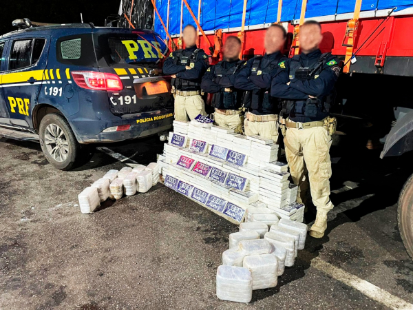 Policiais Federais (PRF) retiram mais de 800 quilos de drogas de circulação em 02 dias